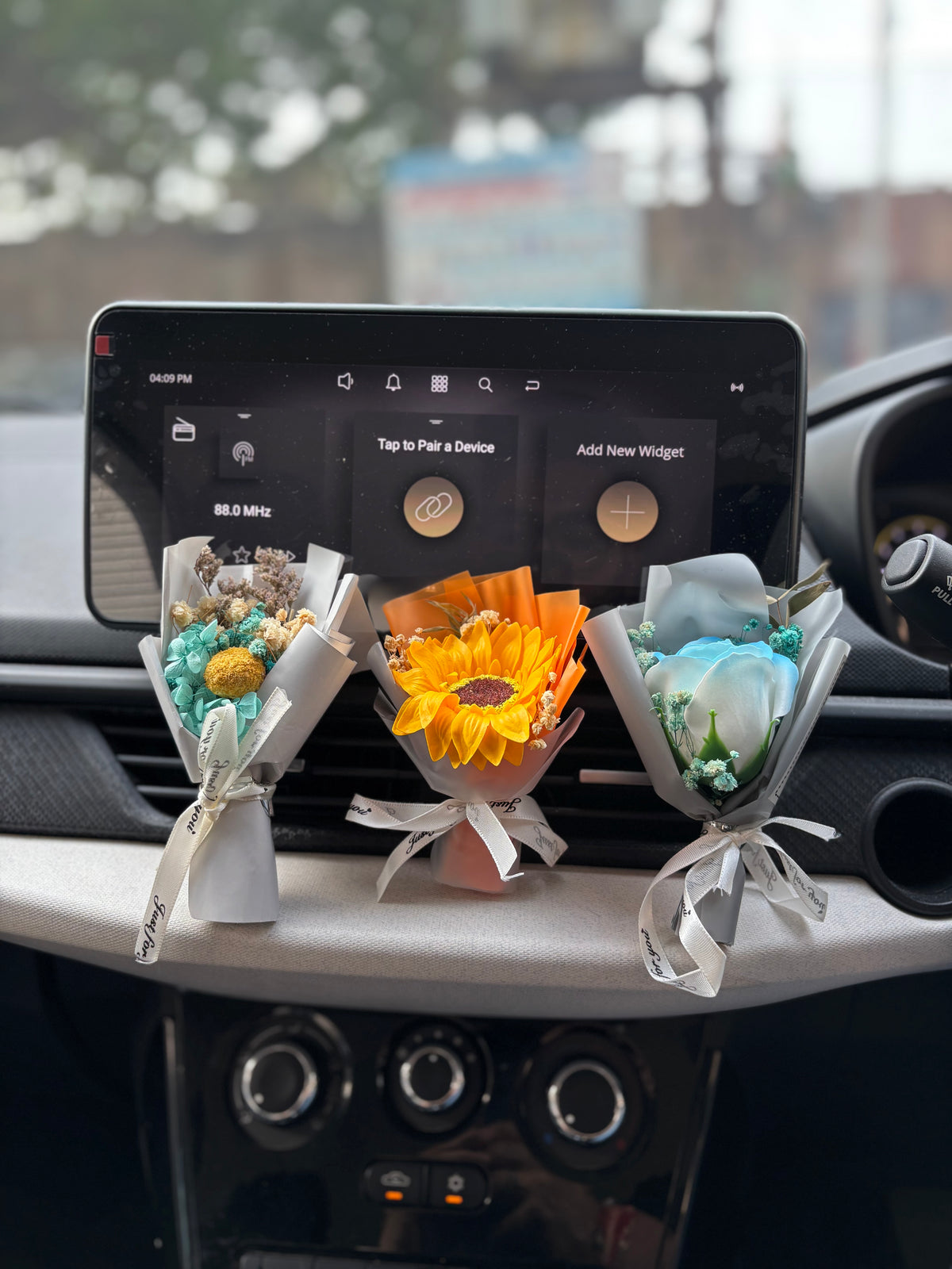 Charming Car Bouquet Freshener (PACK OF 3)